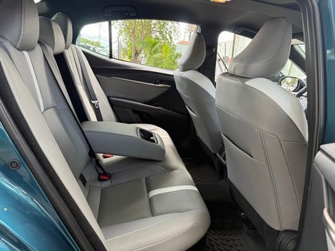 Used 2025 Toyota Camry SE FWD image 42