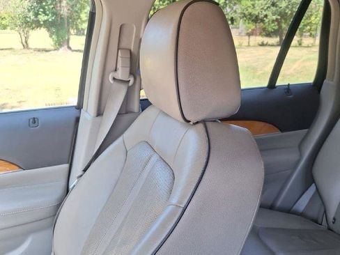 Used 2014 Lincoln MKX w/ Equipment Group 101A image 27