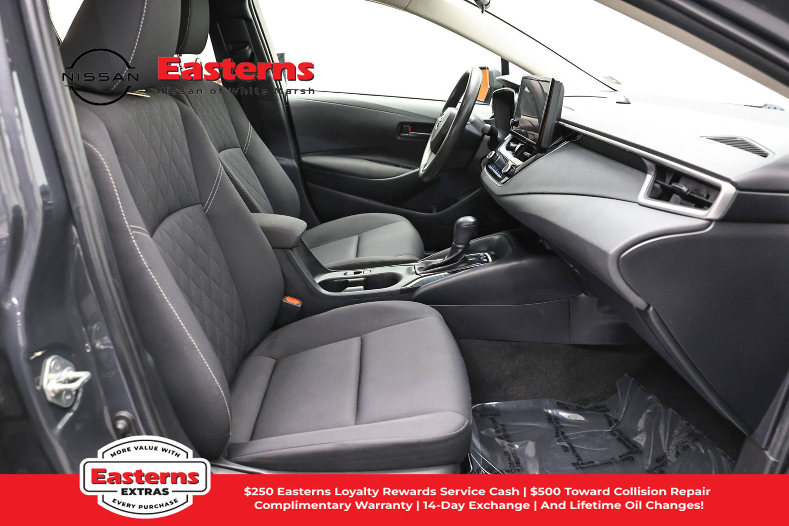 Used 2023 Toyota Corolla LE w/ Carpet Mat Package (TMS) FWD image 25