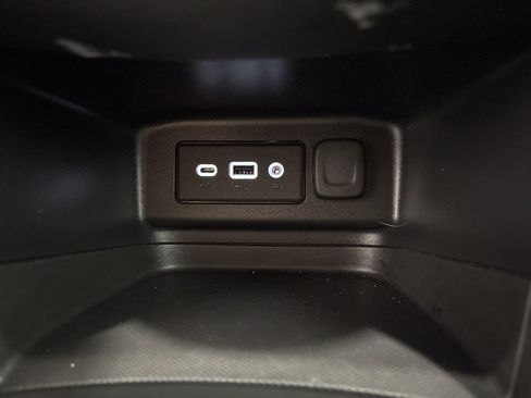 Used 2022 Chevrolet Equinox LT image 23
