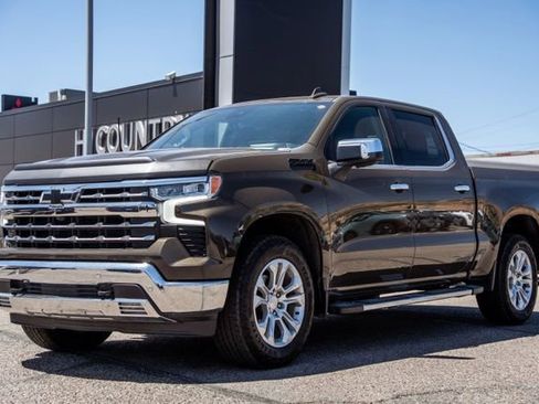 Used 2023 Chevrolet Silverado 1500 LTZ w/ Technology Package AWD/4WD image 1