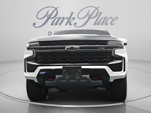 Used 2022 Chevrolet Tahoe Z71 w/ Luxury Package AWD/4WD image 30