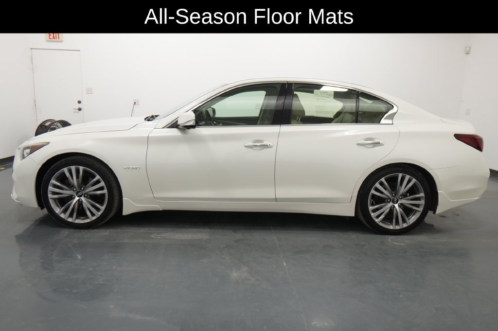 Used 2018 INFINITI Q50 Luxe w/ All Weather Package (L93) AWD/4WD image 4