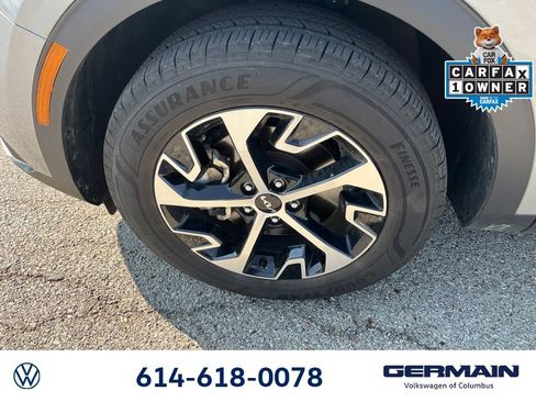 Used 2024 Kia Sportage EX AWD/4WD image 18
