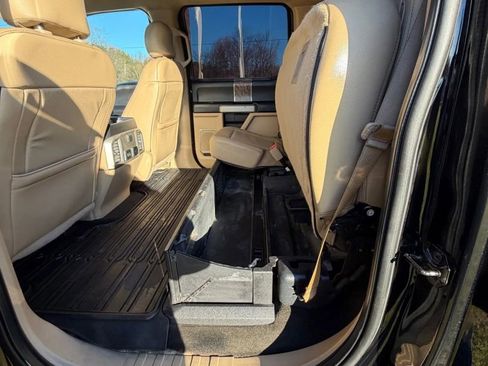 Used 2017 Ford F250 Lariat w/ Lariat Value Package image 34