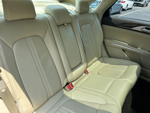 Used 2013 Lincoln MKZ AWD image 18
