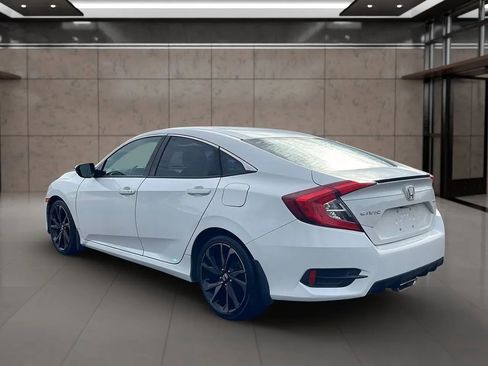 Used 2020 Honda Civic Sport image 4