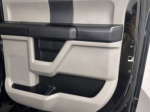 Used 2018 Ford F350 XL image 32