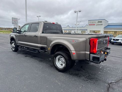 Used 2023 Ford F350 XLT image 6