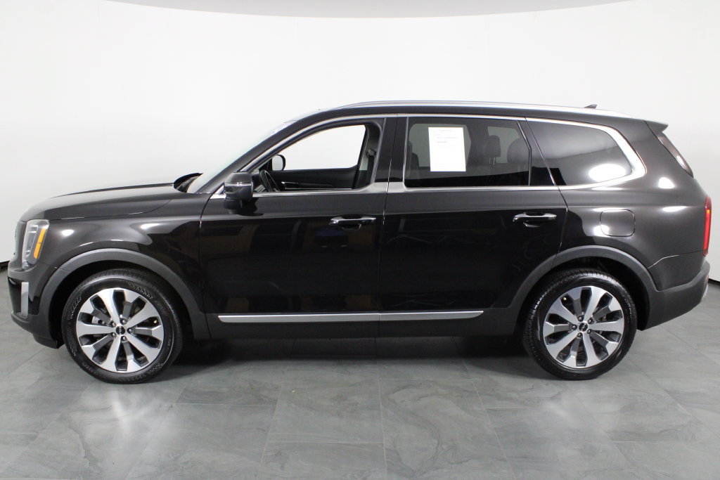 Used 2022 Kia Telluride S FWD image 14