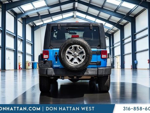 Used 2015 Jeep Wrangler Unlimited Rubicon AWD/4WD image 19