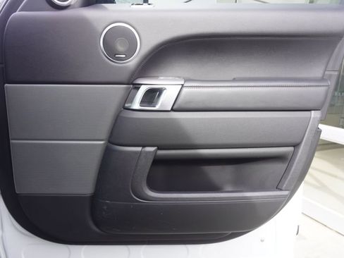 Used 2018 Land Rover Range Rover Sport HSE AWD/4WD image 21