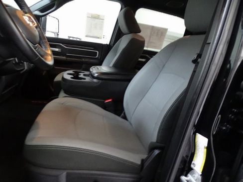 Certified 2024 RAM 2500 Big Horn w/ Bed Utility Group image 2