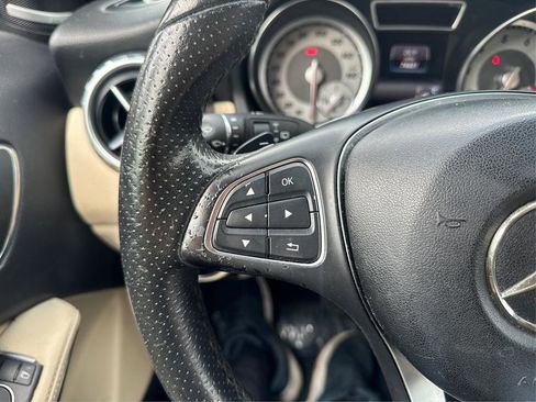 Used 2017 Mercedes-Benz GLA 250 image 27