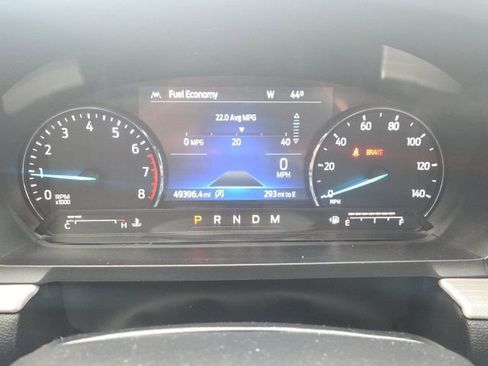 Used 2020 Ford Explorer XLT image 40