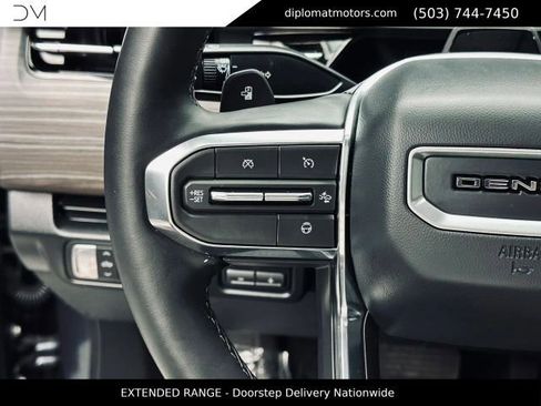Used 2025 GMC Sierra EV Denali AWD/4WD image 30