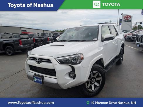 Used 2023 Toyota 4Runner TRD Off-Road Premium w/ Moonroof Package AWD/4WD image 1