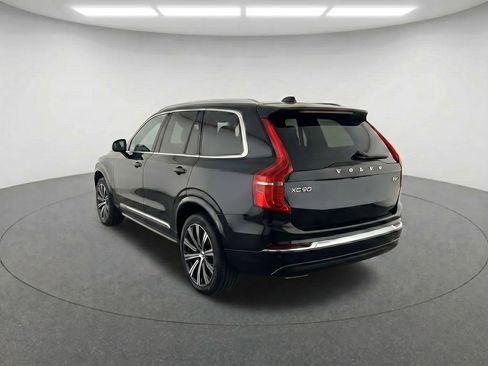 Used 2023 Volvo XC90 B6 Plus w/ Protection Package Premier AWD/4WD image 3