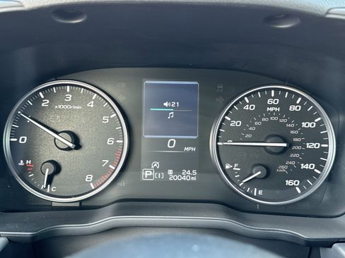 Used 2024 Subaru Crosstrek 2.0i Premium image 20