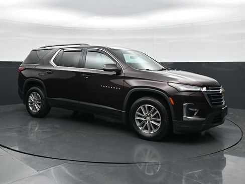 Used 2022 Chevrolet Traverse LT w/ LPO, Floor Liner Package AWD/4WD image 3