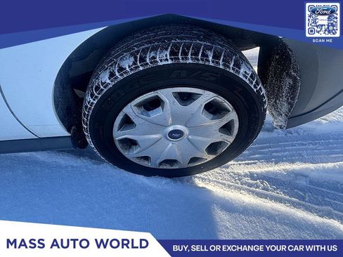 Used 2016 Ford Transit Connect XL image 2