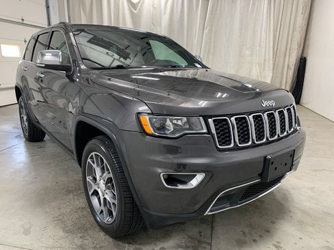 Used 2019 Jeep Grand Cherokee Limited AWD/4WD image 2