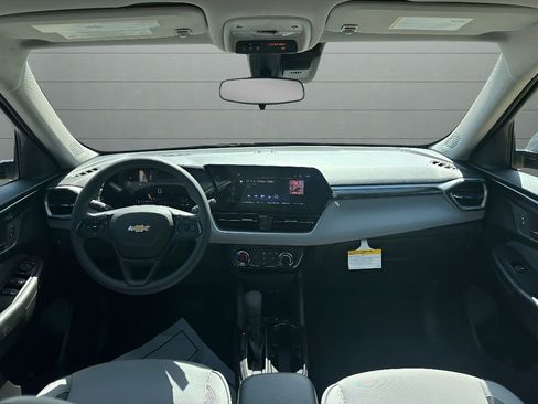 New 2026 Chevrolet TrailBlazer LT FWD image 15
