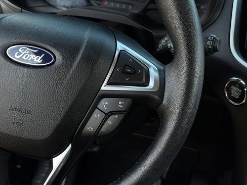 Used 2023 Ford Edge SEL AWD/4WD image 7