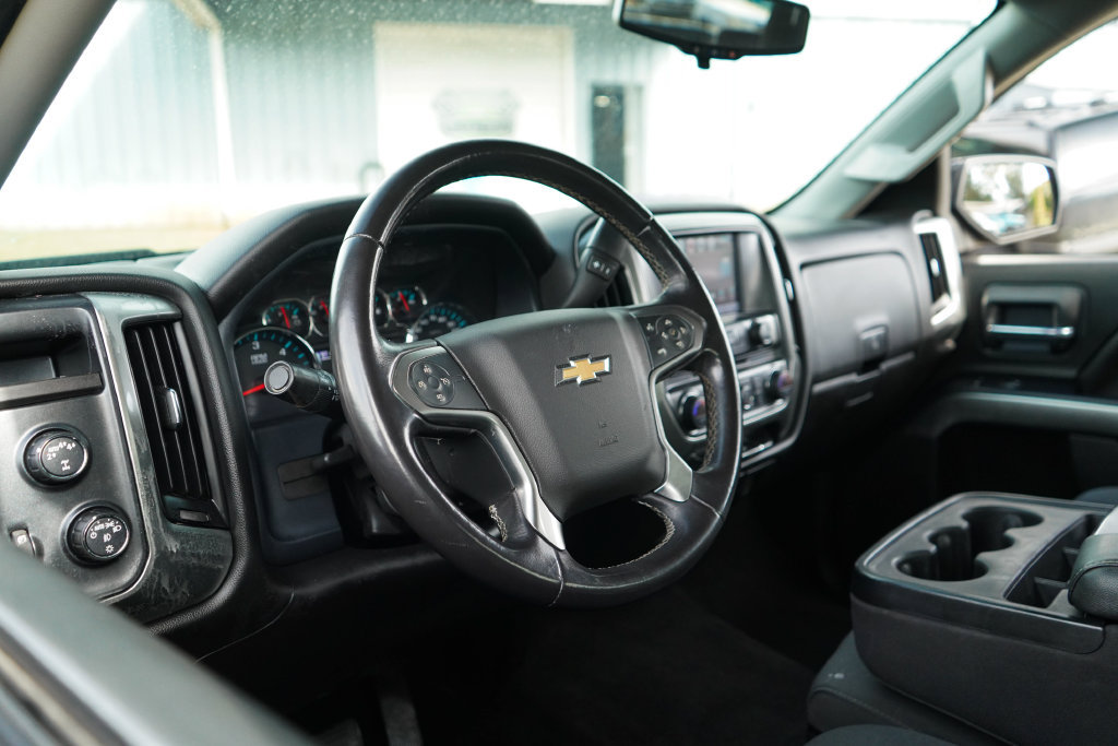 Used 2018 Chevrolet Silverado 1500 LT w/ All Star Edition AWD/4WD image 6