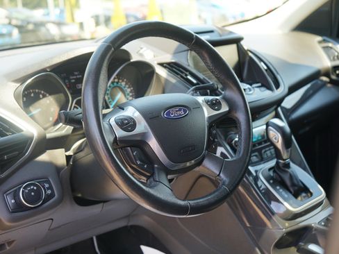 Used 2013 Ford Escape Titanium w/ Parking Technology Pkg AWD/4WD image 15