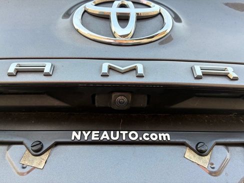 Used 2023 Toyota Camry XSE FWD image 10