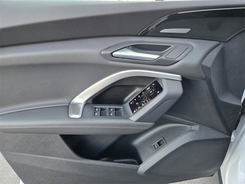 New 2025 Audi Q5 2.0T Premium Plus image 17