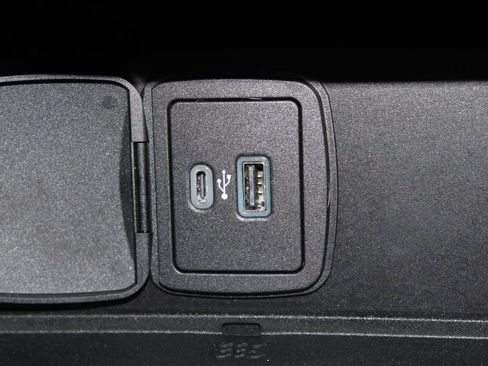 Used 2023 Ford Bronco Heritage Edition AWD/4WD image 41