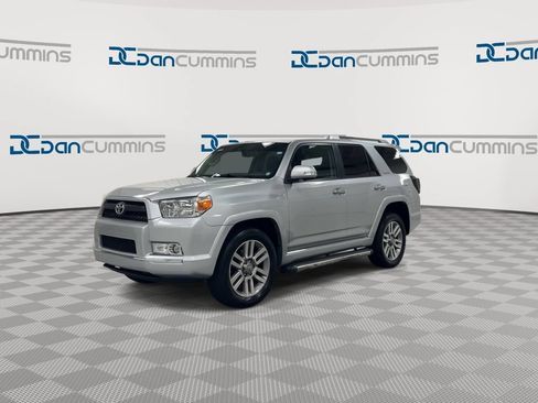 Used 2013 Toyota 4Runner Limited AWD/4WD image 4