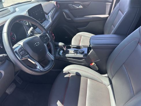 Used 2025 Chevrolet Blazer RS AWD/4WD image 10