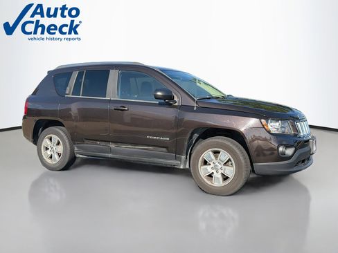 Used 2014 Jeep Compass Sport FWD image 1
