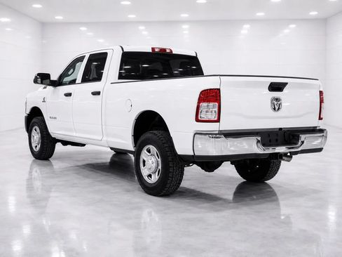 Used 2022 RAM 2500 Tradesman w/ Snow Chief Group AWD/4WD image 3