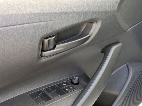 Used 2025 Toyota Corolla LE image 13