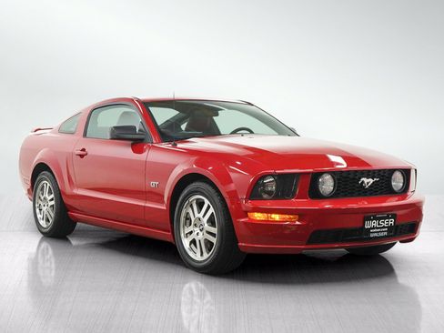 Used 2006 Ford Mustang GT Premium RWD image 7