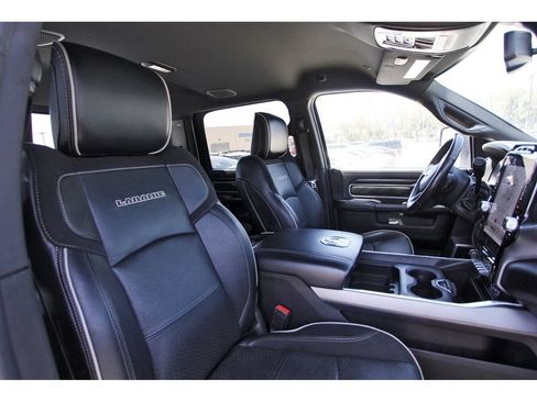 Used 2023 RAM 2500 Laramie AWD/4WD image 29