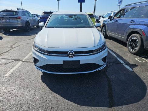 Used 2025 Volkswagen Jetta S FWD image 9