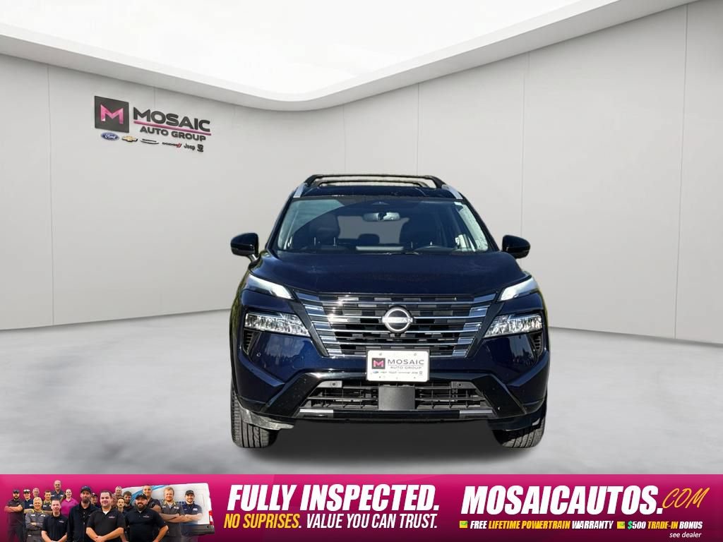Used 2026 Nissan Rogue Platinum w/ Platinum Premium Package AWD/4WD image 2