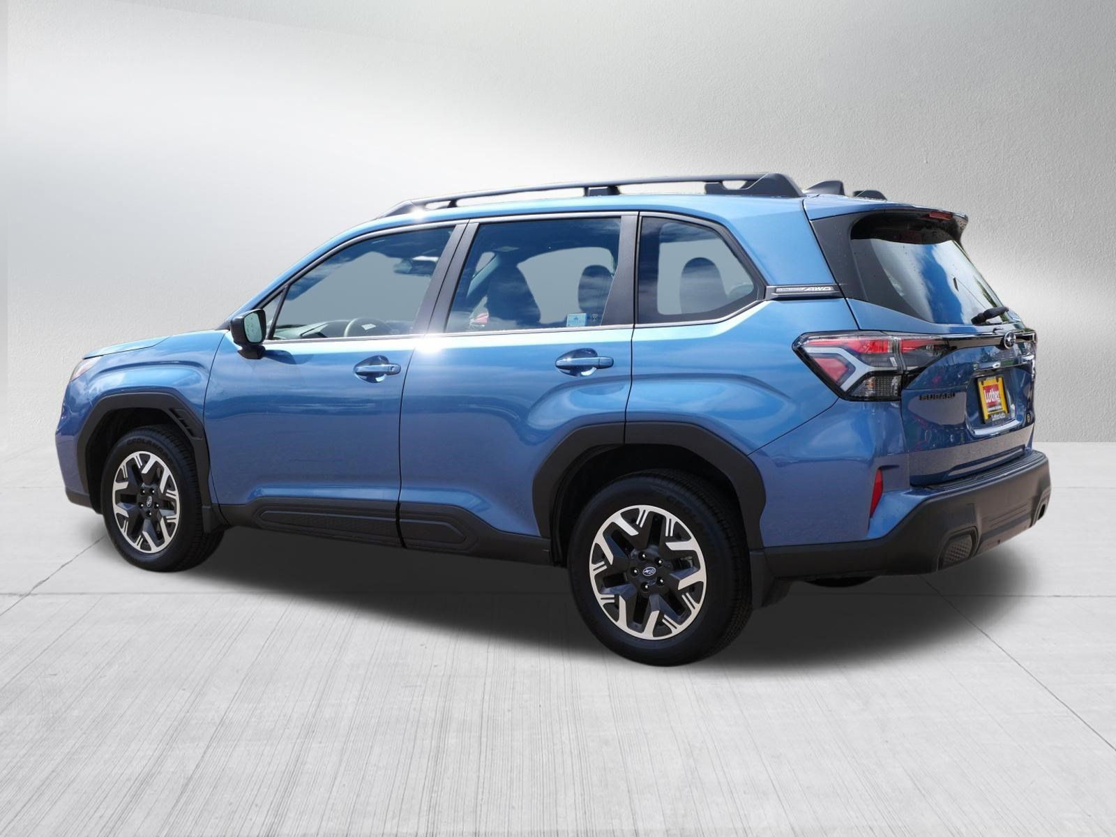 Used 2025 Subaru Forester Touring AWD/4WD image 5