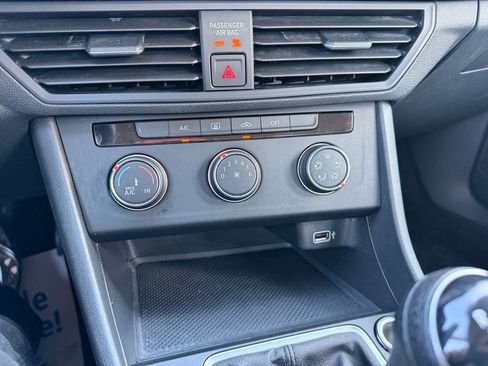 Used 2019 Volkswagen Jetta S image 19