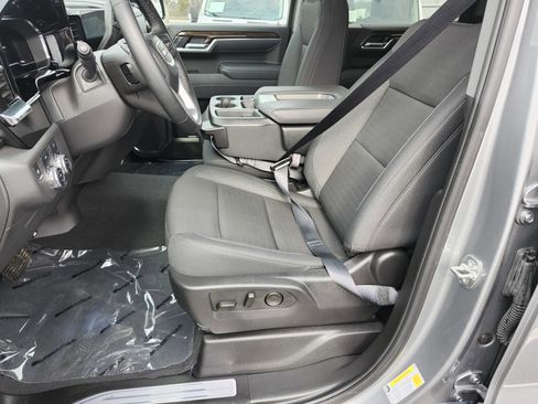 Used 2025 GMC Sierra 1500 Elevation image 29