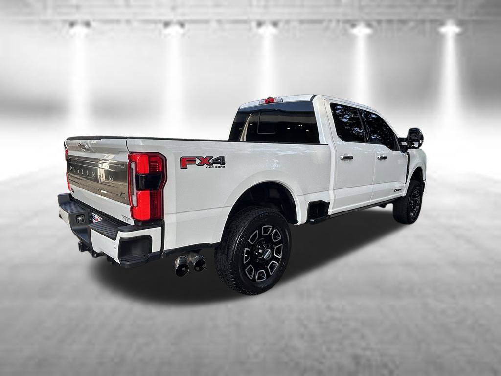 Certified 2024 Ford F250 Platinum w/ FX4 Off-Road Package AWD/4WD image 4