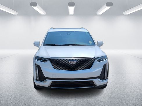 Certified 2024 Cadillac XT6 Luxury w/ LPO, Floor Liner Package AWD/4WD image 10