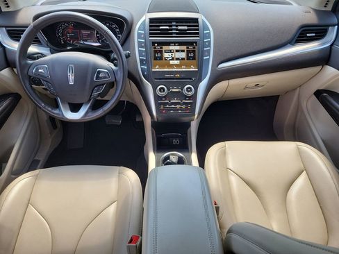 Used 2017 Lincoln MKC Premiere FWD image 16