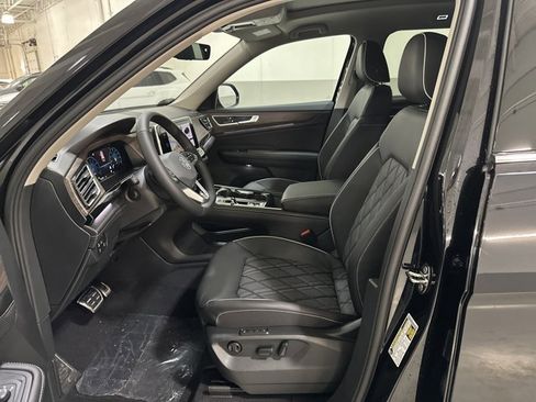 New 2026 Volkswagen Atlas SEL Premium R-Line AWD/4WD image 16