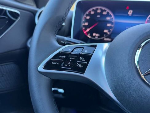 Used 2025 Mercedes-Benz C 300 Sedan image 22